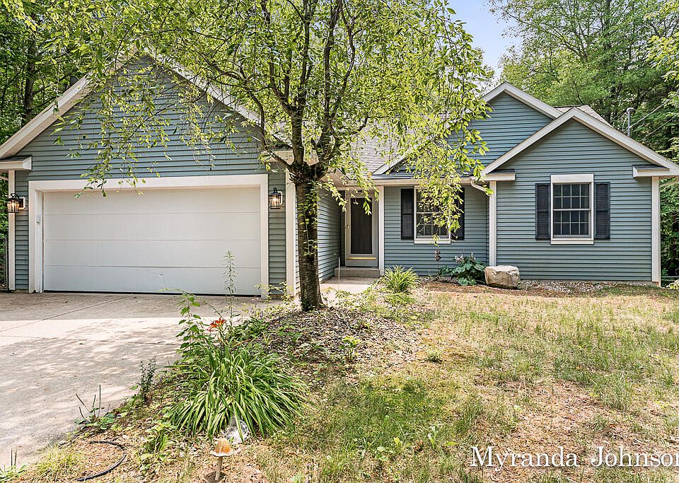 1st image of 13098 Ferris St