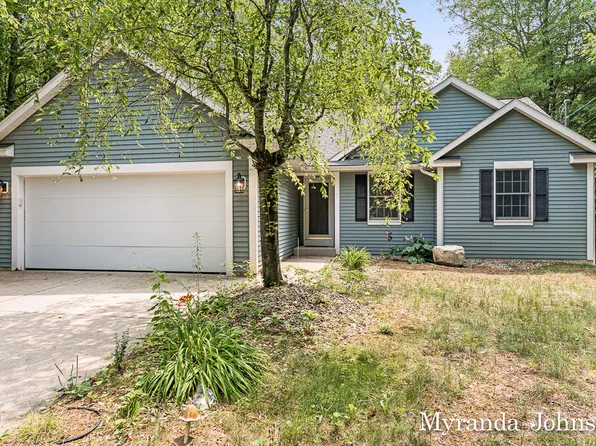 13098 Ferris St, Grand Haven, MI 49417