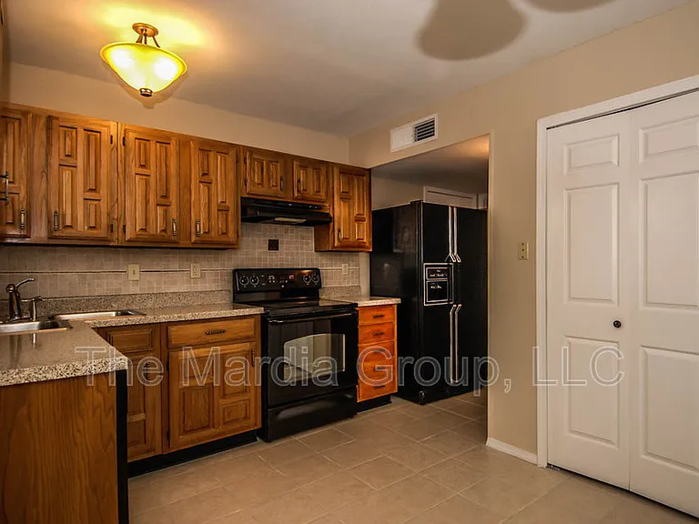 2984 Harbinger Ln — Photo 11