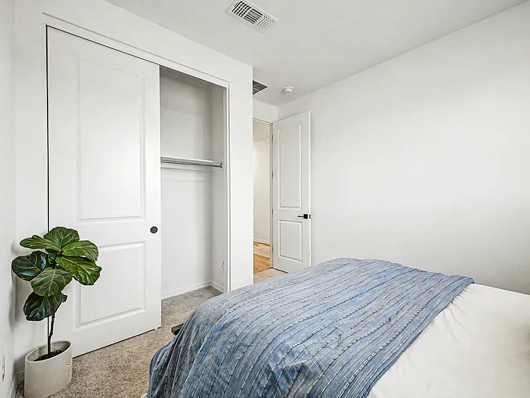 7598 W Smoketree Dr — Photo 6