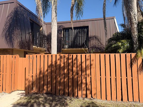 2nd image of 5742 SE Windsong Lane