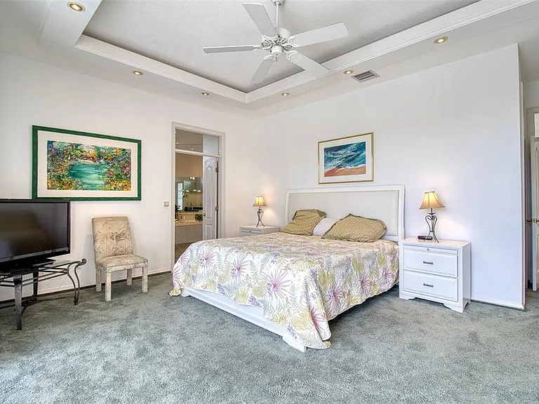 131 Sands Point Dr — Photo 31