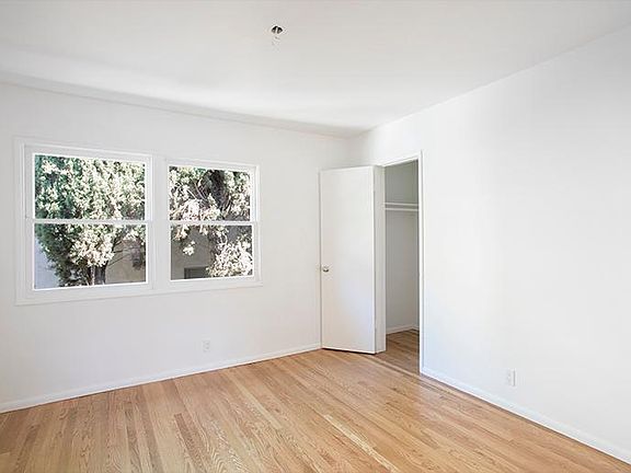 5th image of 147 N Michigan Ave APT 2
