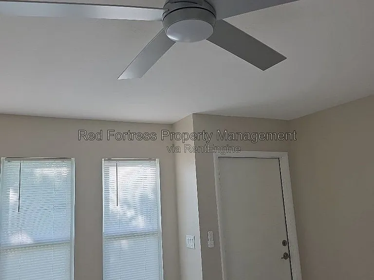 3608 SW 7th Pl — Photo 5