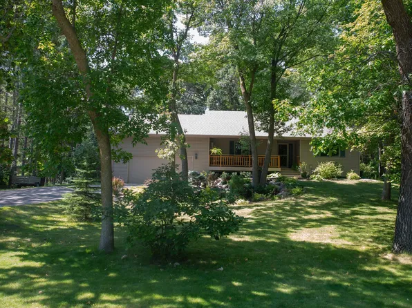 1808 Manor Dr NE, Alexandria, MN 56308