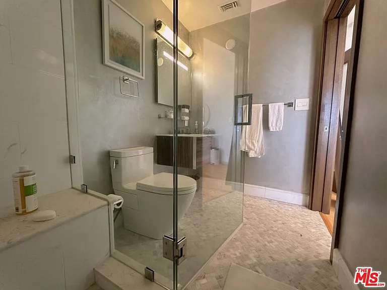 9300 Warbler Way — Photo 32