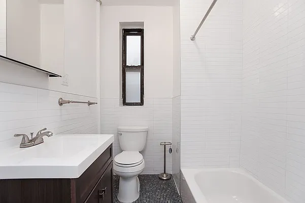 Rented by OGI Management | media 22