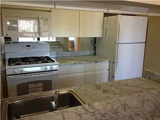 Rented by Evans Real Estate | media 16