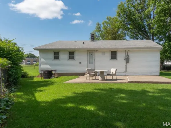 8433 1st St, Saint Louis, MO 63134