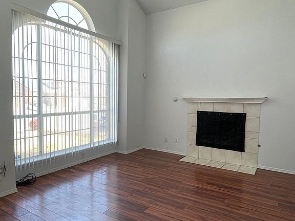 3rd image of 10739 Coral Sands Dr