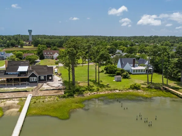 1512 Scotts Landing, Morehead City, NC 28557