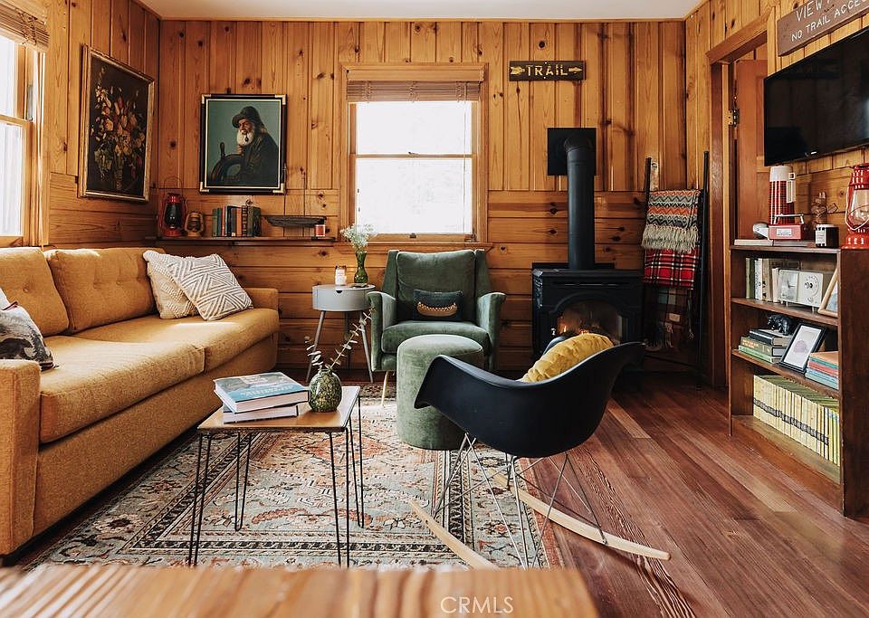 1st image of 40218 Esterly Ln