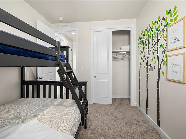 Full Twin Guest Room #2 Bunk