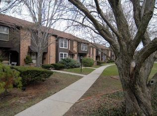 1675 Saint James Ct #2575, Columbus, OH 43220