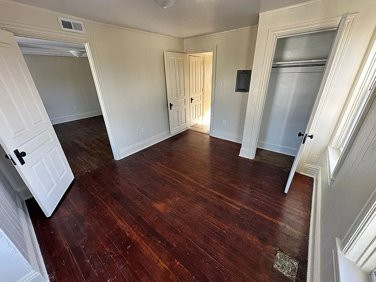 129 N Penn St #5 — Photo 6