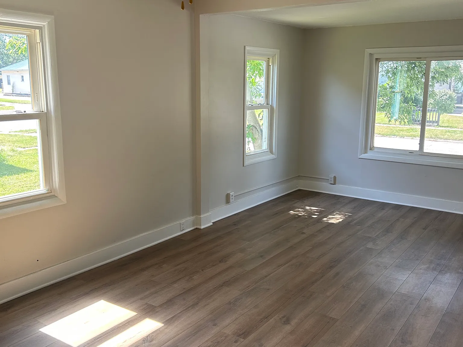 2 bed, 712 sqft, $1,000 — Photo 4