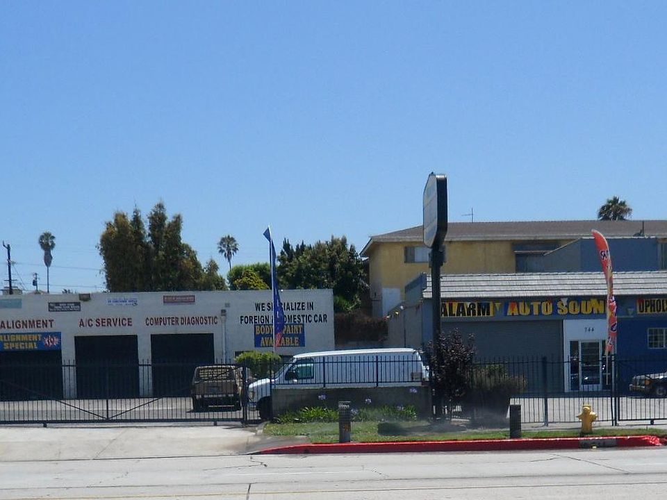 Front of Auto Center