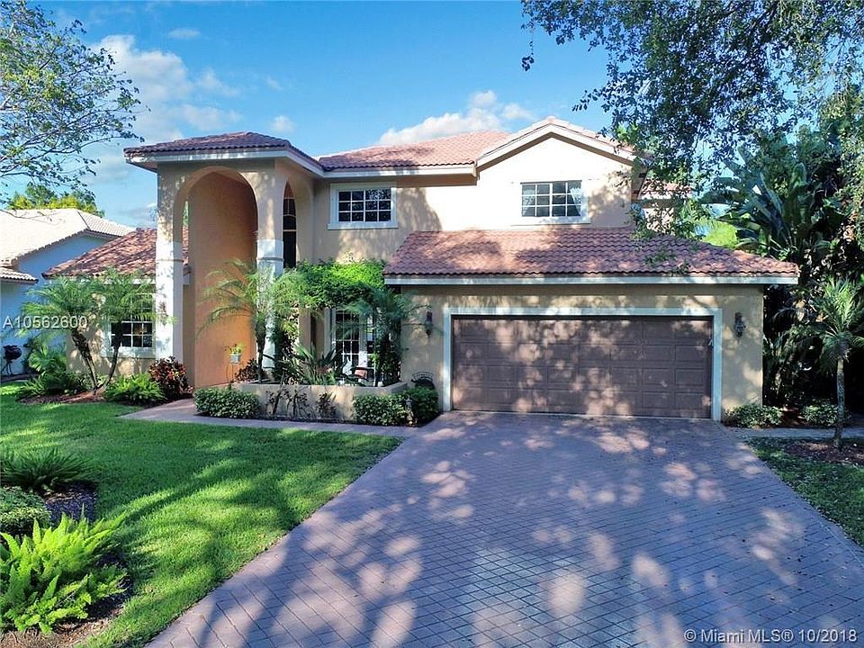 1st image of 5747 NW 46th Dr