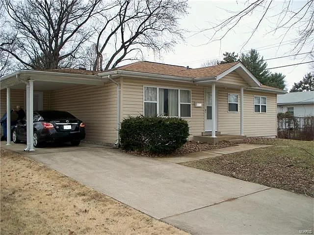 6711 Flowervale Dr photo 1