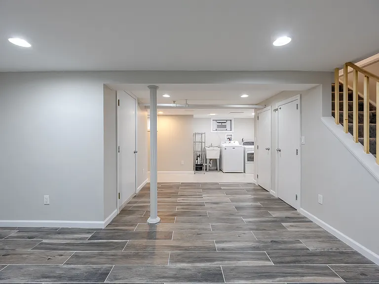 152 Charles St #1 — Photo 13