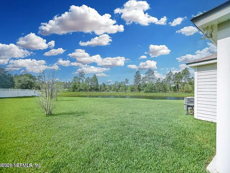 65 Creekmore Dr — Photo 20