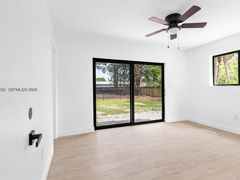 14171 SW 37th Ct — Photo 18