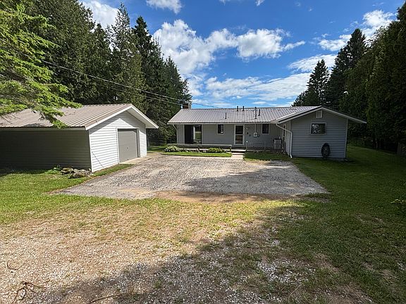 2nd image of 11983 Middle Beach Rd