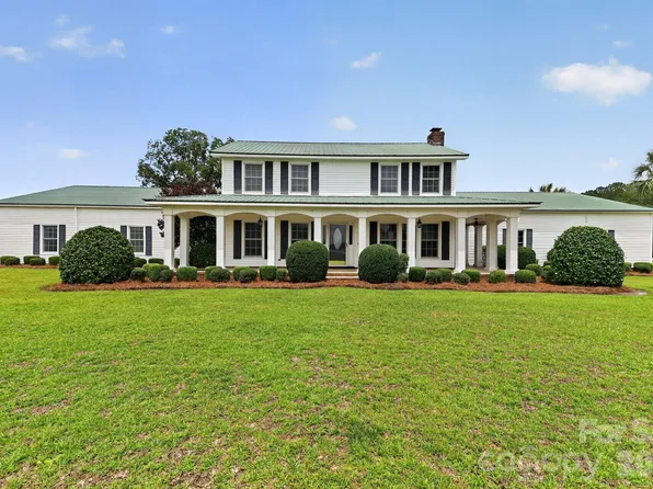 450 Bull Swamp Rd, Saint Matthews, SC 29135