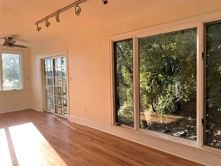 15 Rockwood Pl — Photo 12