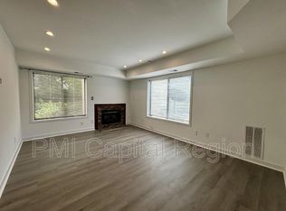 9718 Hellingly Pl #207, Gaithersburg, MD 20886
