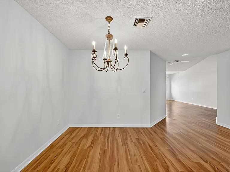 6101 SE Landing Way #11 — Photo 10