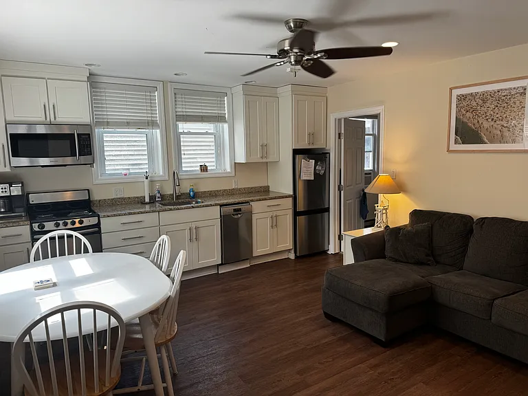 2708 Long Beach Blvd #2 — Photo 14