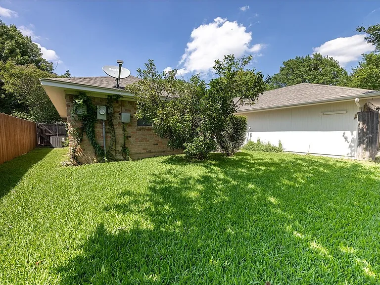1405 Ivywood Dr — Photo 32