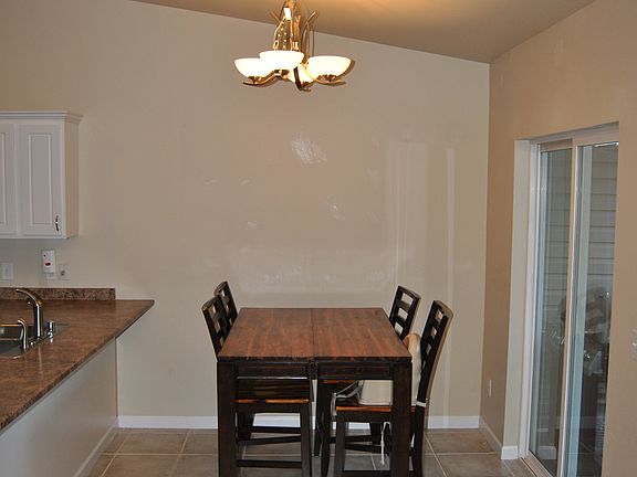 Dining & Doors to Deck