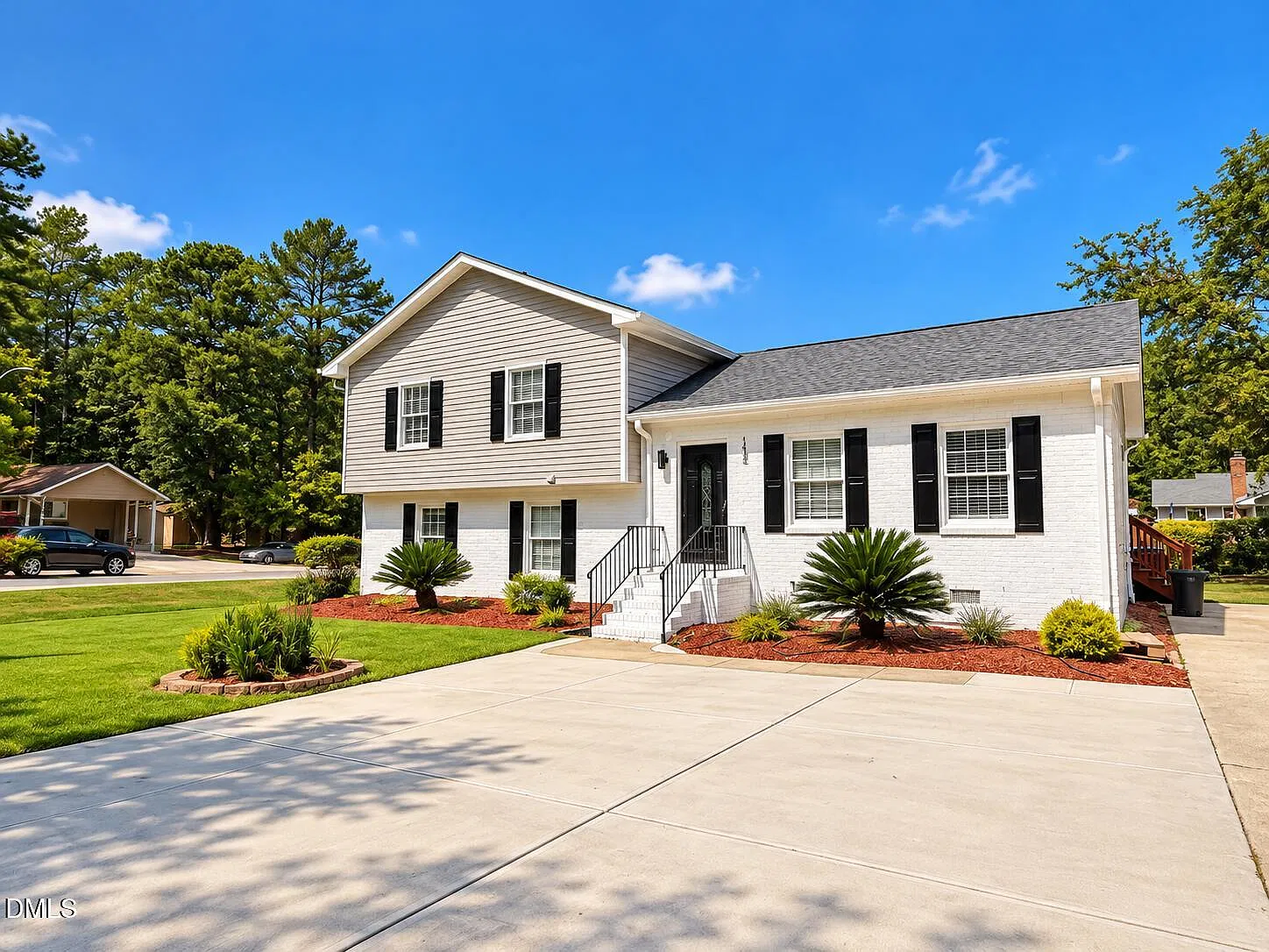 4 bed, 3.0 bath, $2,195 — Photo 1