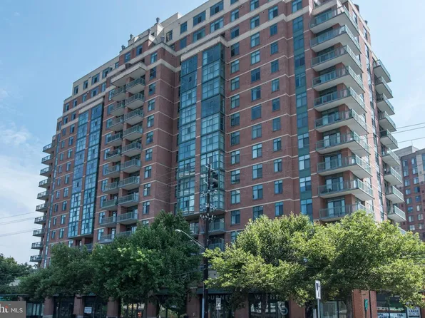11700 Old Georgetown Rd Unit 807, North Bethesda, MD 20852
