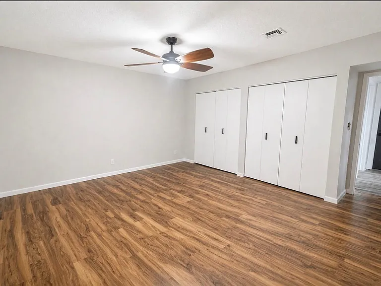 1237 E Riviera Dr — Photo 16