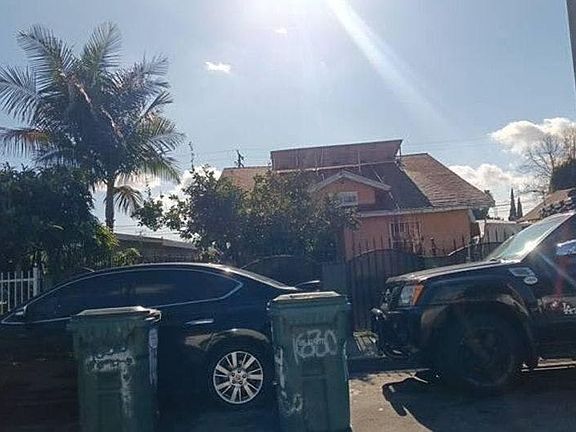 2nd image of 1630 E 87th Pl