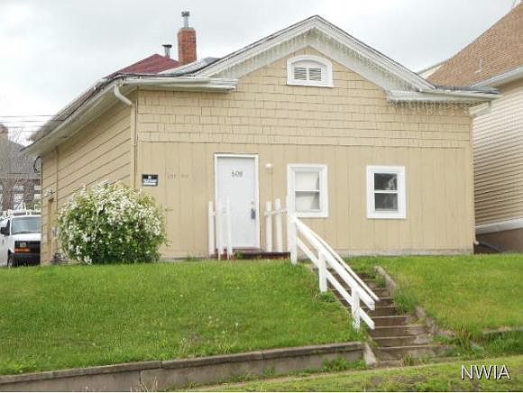 1st image of 608 14th St
