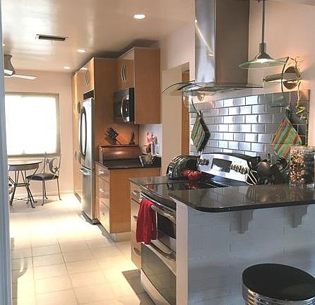 5th image of 2133 Academy Dr