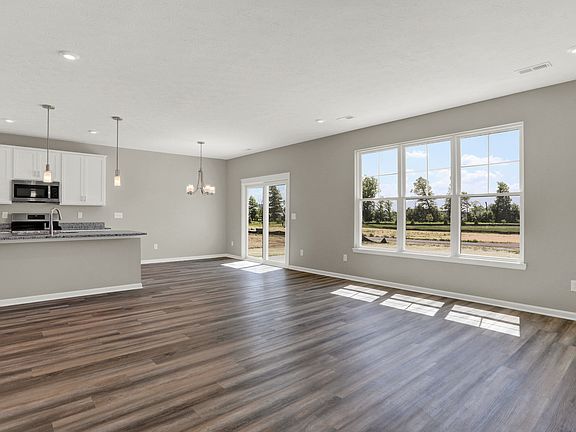 4th image of 5963 Caplane Dr