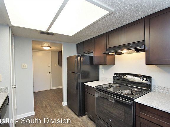 4th image of 2612 Gwendolyn Ln APT A