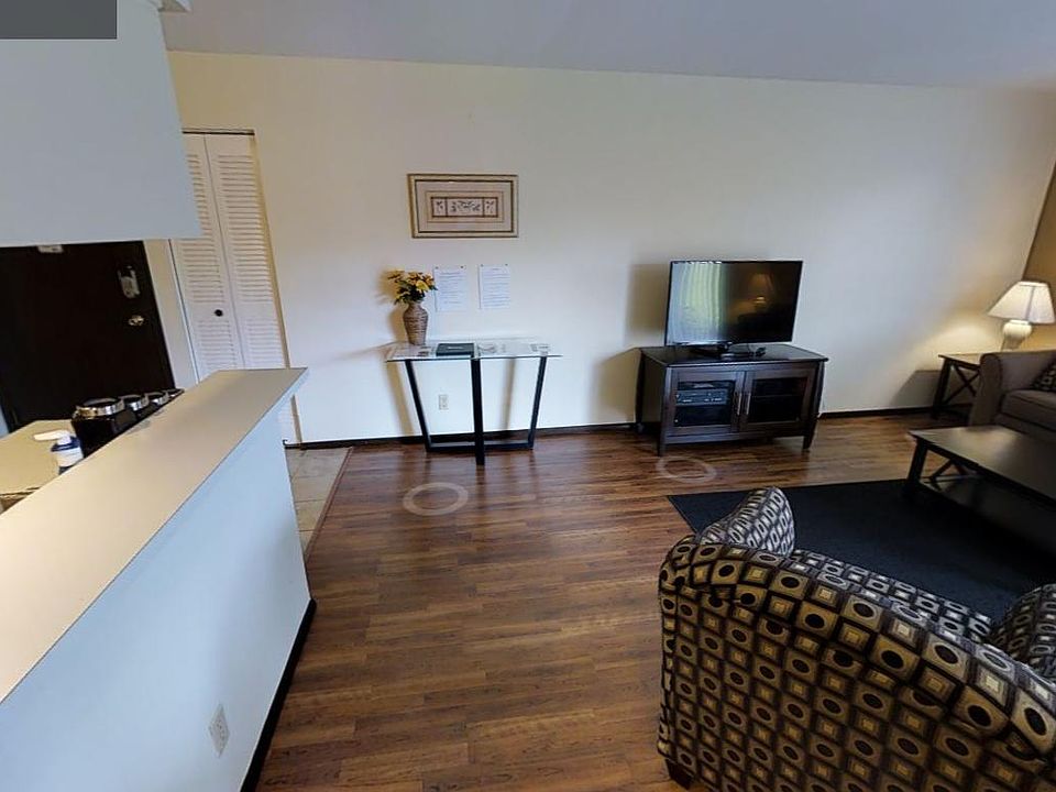 1st image of 5817 N Haymeadow Ct APT 1A
