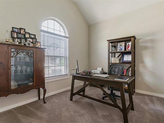 5th image of 14956 Scarlet Branch Dr