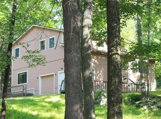 195 Sportsmen Dr, Cresco, PA