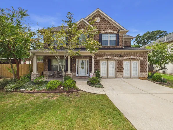 302 Irish Ln, Phenix City, AL 36869