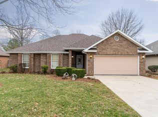 2330 W Allen Dr, Springfield, MO 65810