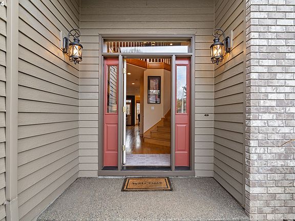 3rd image of 14468 SE Creekside Dr