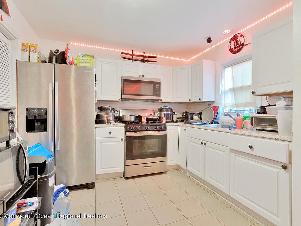 2nd image of 1280 Washington Ave #1282