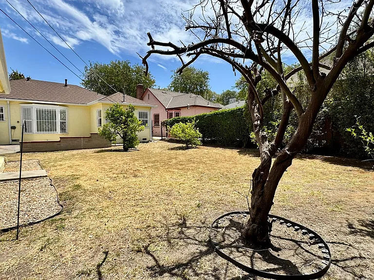 3513 S Sycamore Ave — Photo 39